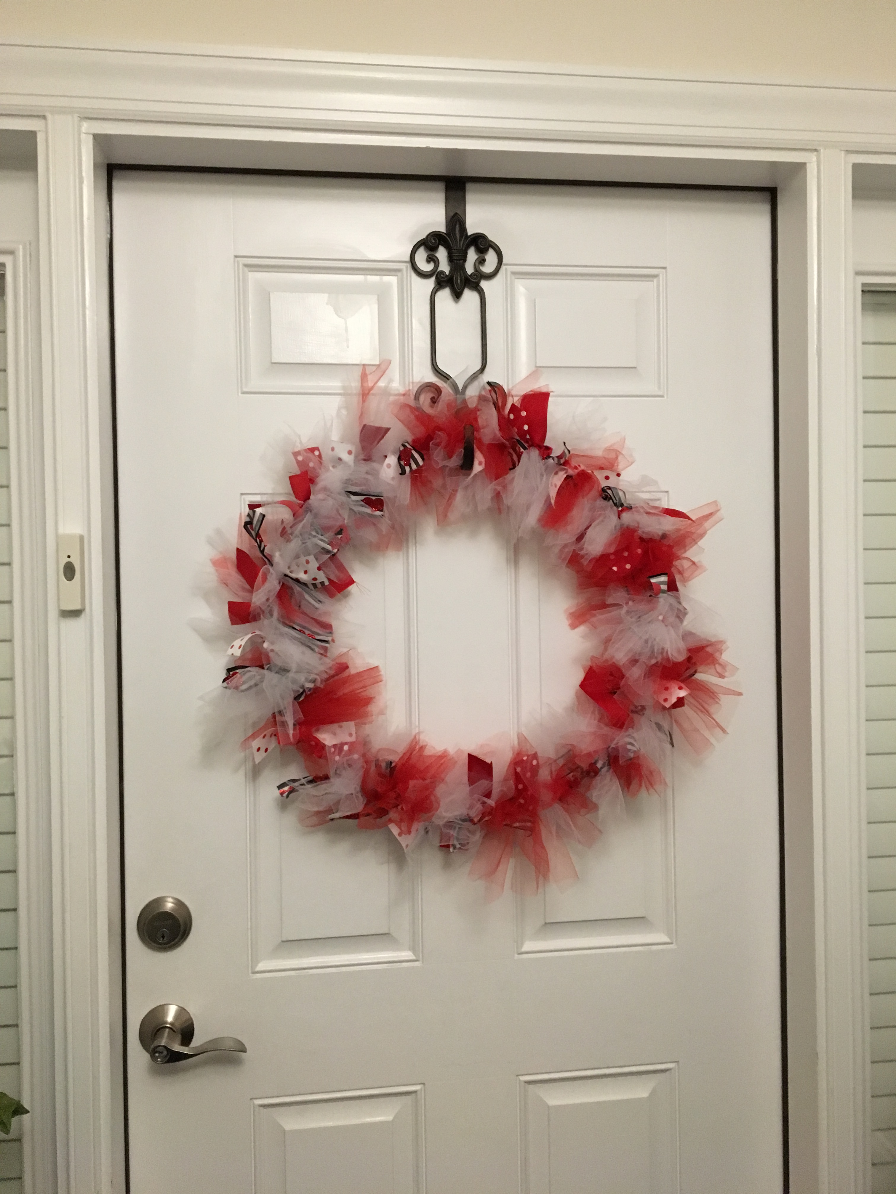 F9E6749F-7EFE-415D-A870-42D2D15E5D32