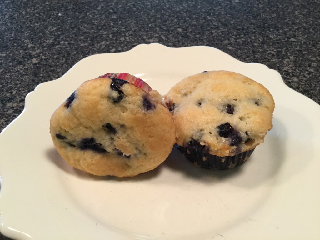 BLUEBERRY COFFEE CAKE&nbsp;MUFFINS